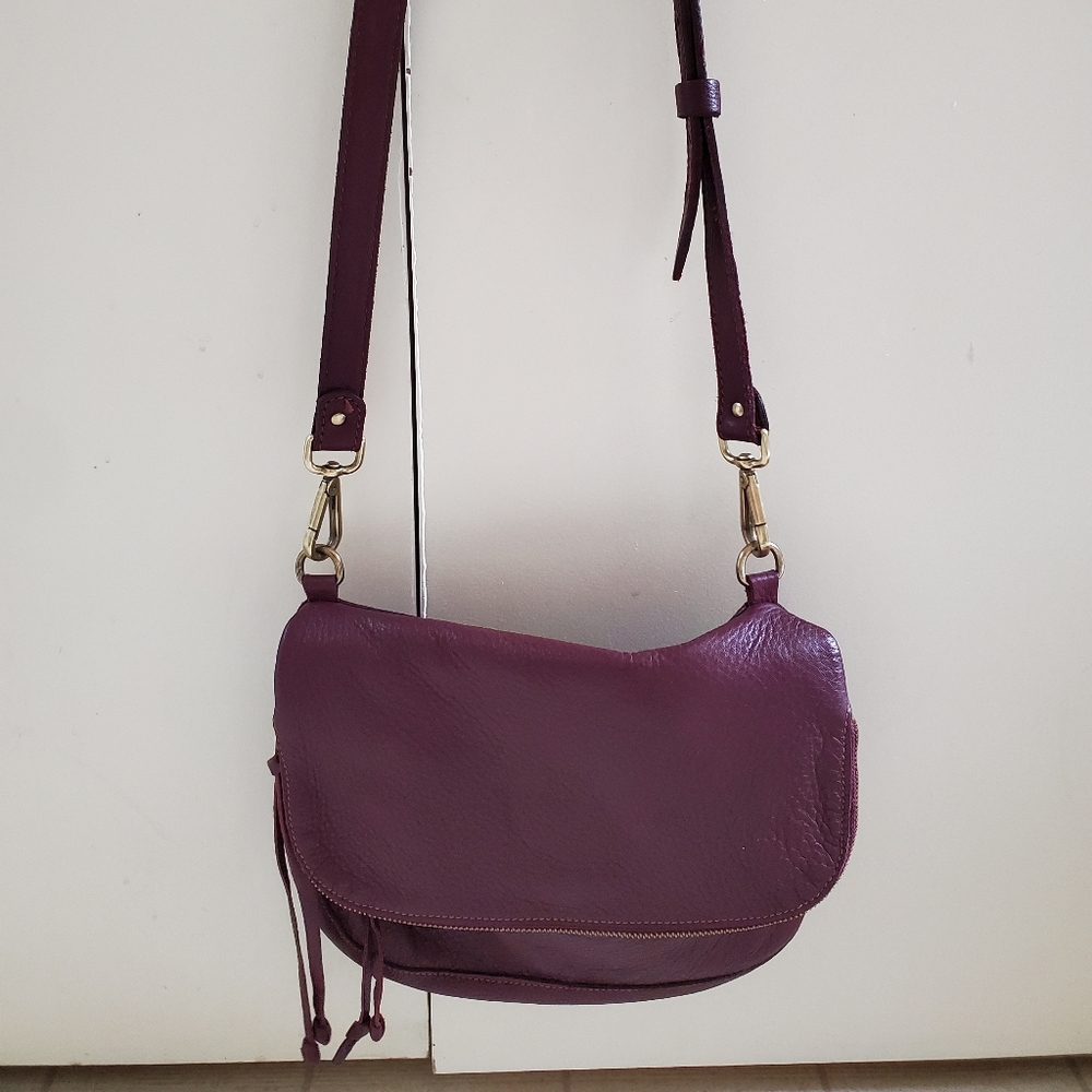 ROOTS Crossbody Purse